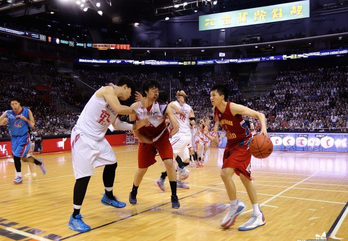 2016赛季CBA广东队VS广厦队巅峰对决回顾(图4)